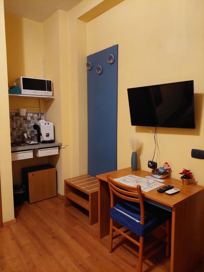 Domus Cesare Daire Napoli Dış mekan fotoğraf